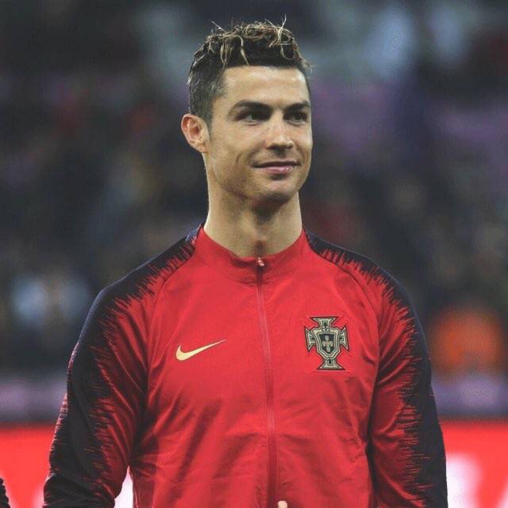 FC ONLINE｜中超争冠终章来袭！沪上双雄末轮定江山（FC ONLINE｜中超夺冠大结局将至：沪上双雄末轮一战定乾坤）