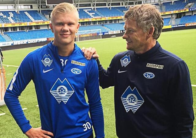 德转列21世纪参与进球榜：梅西1339球居首，C罗1253球第二（德转公布21世纪进球参与榜：梅西以1339球登顶，C罗以1253球列第二）