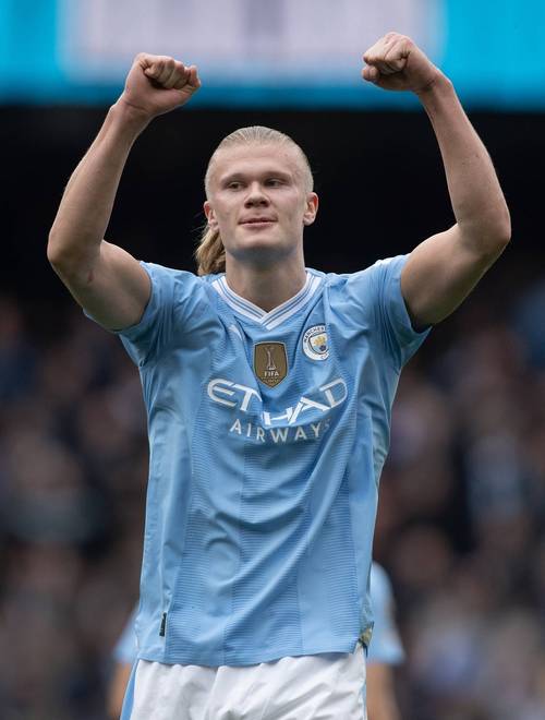 韩鹏：全力以赴完成俱乐部1500分和瓦科夺金靴的目标（韩鹏：为俱乐部1500分与瓦科金靴拼尽全力）