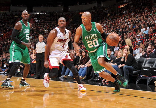 NBA最土豪球队，花钱最多，奢侈税最多，如今西部垫底，交易来了（NBA烧钱第一豪门：花费最高、奢侈税登顶，却沦为西部垫底，交易来临）