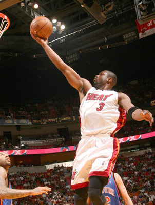 爷青回，维耶里社媒晒与大罗、巴乔、托蒂、卡纳瓦罗等人合照（传奇同框！维耶里社媒晒与大罗、巴乔、托蒂、卡纳瓦罗等合照）