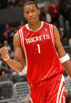 埃贝尔：不理解关于诺伊尔的争论，本赛季他一直是我们的支柱（埃贝尔：不明白围绕诺伊尔的争议，他本季始终是我们的中流砥柱）