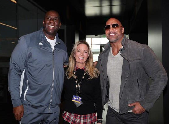 NBA菜鸟观察站：最佳争夺渐成三足鼎立之势，小角色主宰大舞台（NBA新秀观察：年度最佳新秀之争呈三强并立，小角色抢尽风头）