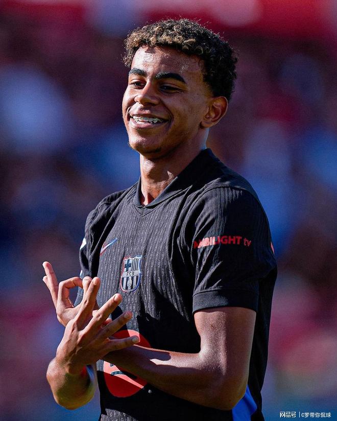 希门尼斯：进球那一刻想起了妻儿，那球是我所爱的人一起进的（希门尼斯：破门瞬间想起妻儿，这球是与我所爱之人共同完成的）