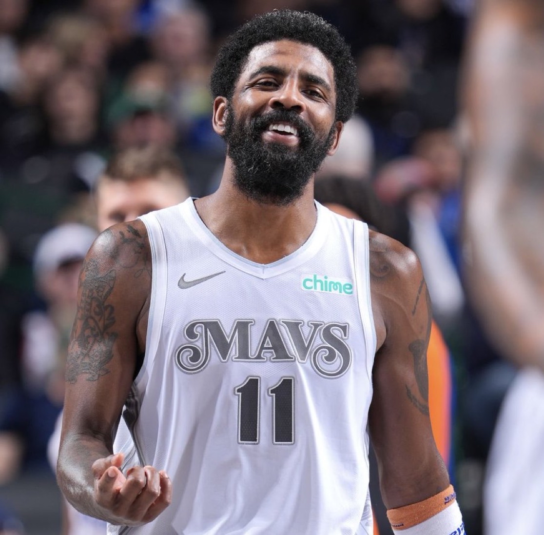 德转列英格兰球员身价TOP10：贝林厄姆1.6亿欧第1，埃泽上榜（德转发布英格兰球员身价前十：贝林厄姆以1.6亿欧居首，埃泽入围）