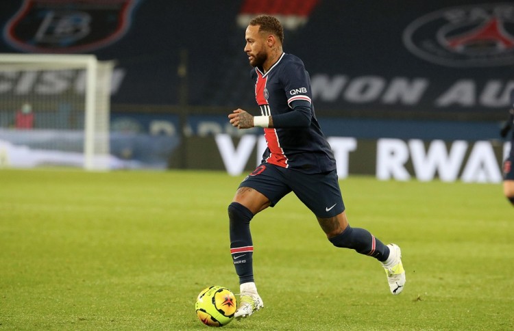 足球欧洲杯再次确认扩军，球队数量达32支（欧洲杯再度扩容，参赛队伍增至32支）