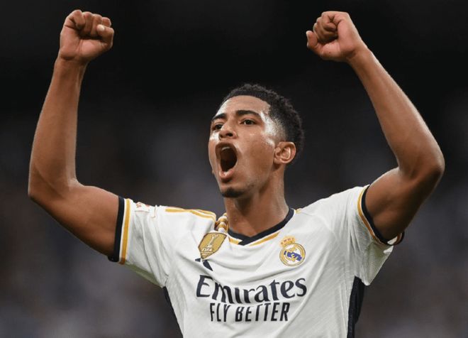 火船战裁判报告：申京勾手得分是进攻犯规，唯一漏判快船吃亏（火箭-快船战裁判报告：申京勾手应判进攻犯规，唯一漏判对快船不利）