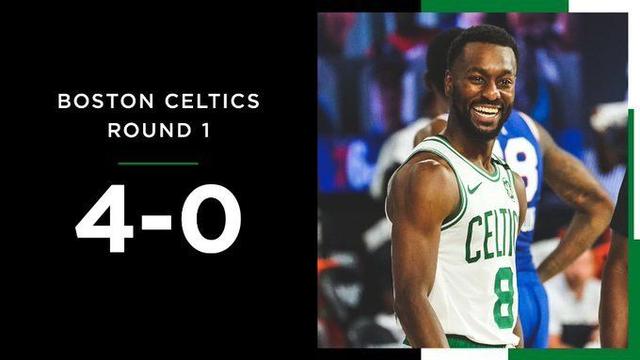 索尔斯克亚拿到了足球史上最漂亮的战术红牌！（索尔斯克亚上演足坛最经典的战术红牌）