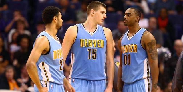 剑南春｜米兰1-0拉齐奥暂登顶，莱奥制胜，托莫里献助攻（剑南春｜米兰1-0小胜拉齐奥暂居榜首，莱奥破门，托莫里送助攻）