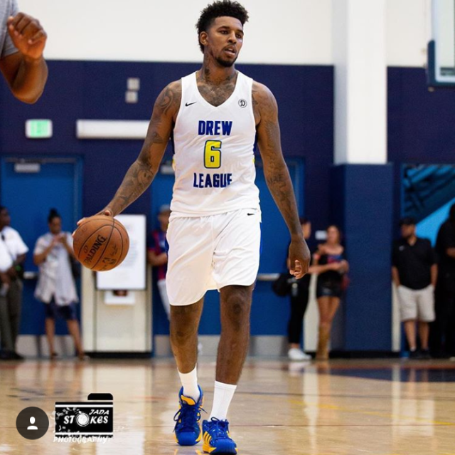 高效！文班亚马半场替补11分钟9中6拿到14分5板（效率爆棚！文班亚马替补半场11分钟9投6中砍下14分5板）