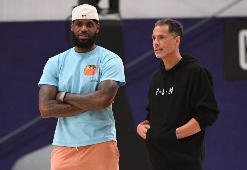 记者：埃德松经纪人不再谈续约，球员身价可能降至3000-4000万（据记者报道，埃德松经纪人已停止续约谈判，球员估值或降至3000万-4000万）