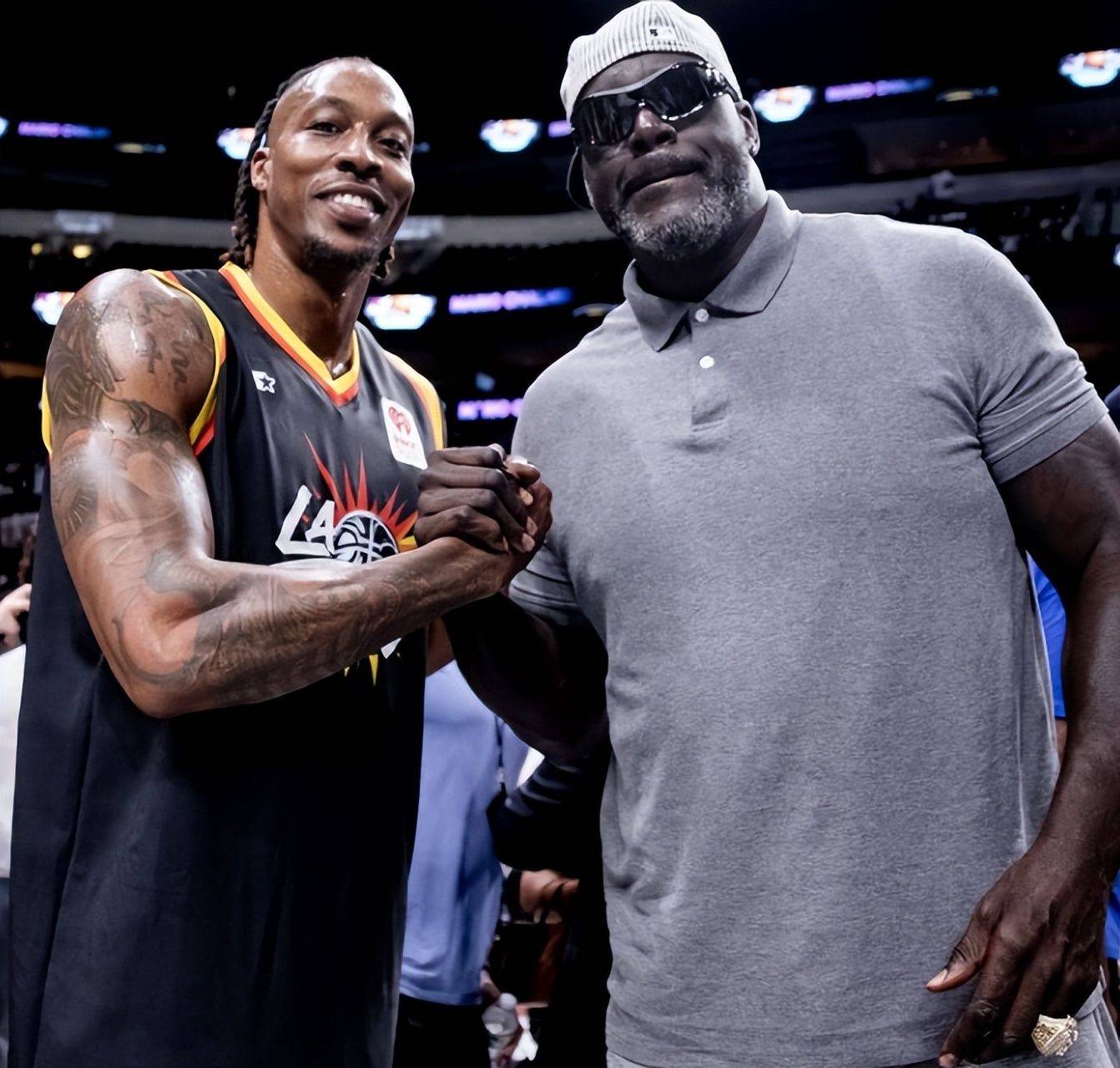 文班成历史最快达成3000分1000篮板500助攻的中锋（文班刷新纪录，成为史上最快达成3000分、1000篮板、500助攻的中锋）