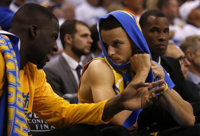 官方：尼科战皇家奥维耶多的一条龙破门当选西甲11月最佳进球（官宣：尼科对皇家奥维耶多的长途奔袭破门当选西甲11月最佳进球）