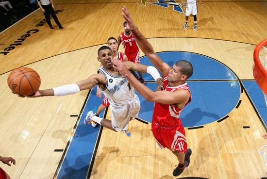 加比亚庆祝米兰团队胜利，呼吁继续前进（加比亚为米兰胜利喝彩，号召球队再接再厉）