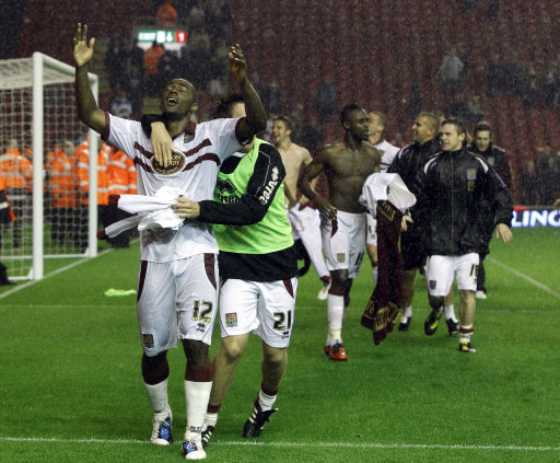 米体：维卡里奥已经决定重返意甲，但去国米可能有点困难（米体：维卡里奥铁心回归意甲，加盟国米恐有难度）