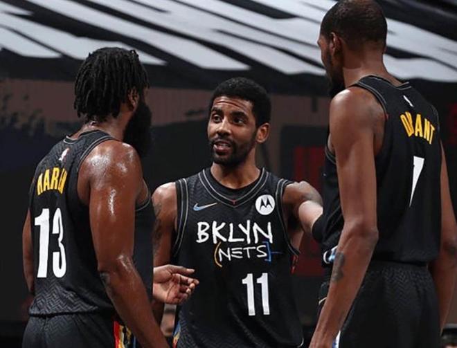 哈特受伤，麦迪逊广场花园观众情感共鸣（哈特伤退引发麦迪逊广场花园全场共鸣）